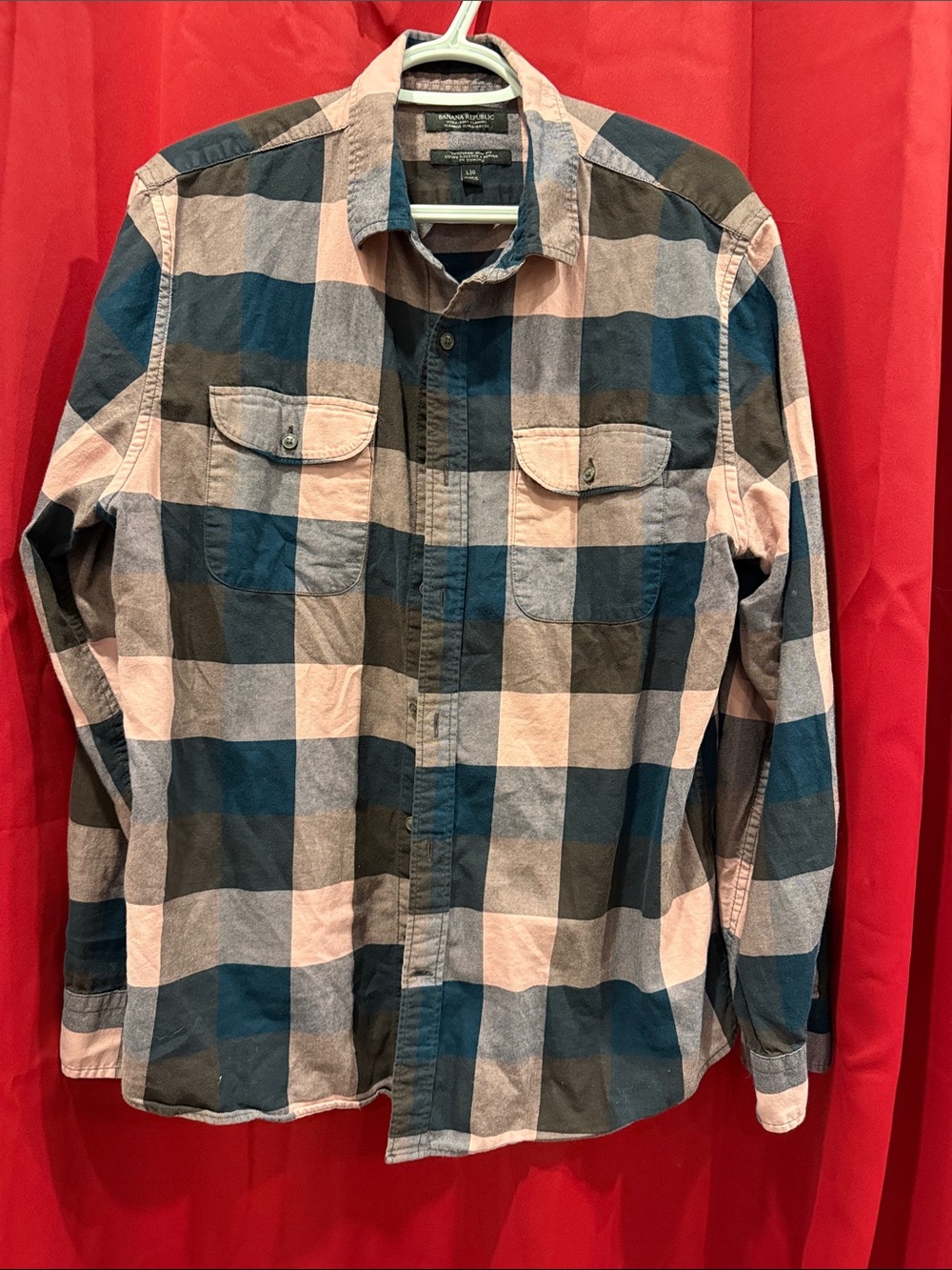 Banana Republic Men's Large Plaid Button-Down in Blue, Black & Cream